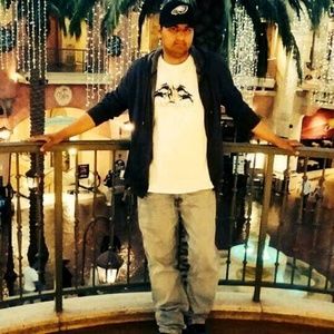 Meet your Posher, Malik